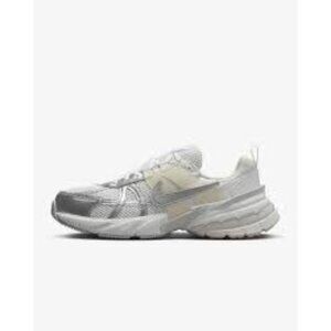 Nike V2k Run Sneakers in White, Metallic Silver, Platinum Tint